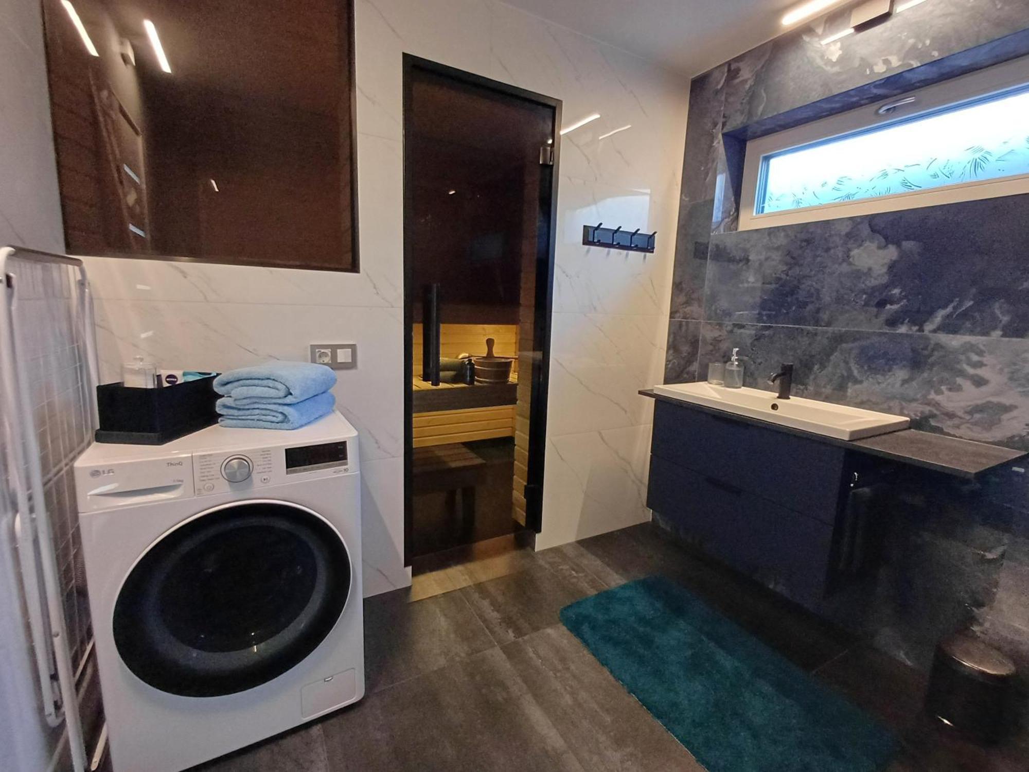 Paernu Posti Apartment ภายนอก รูปภาพ